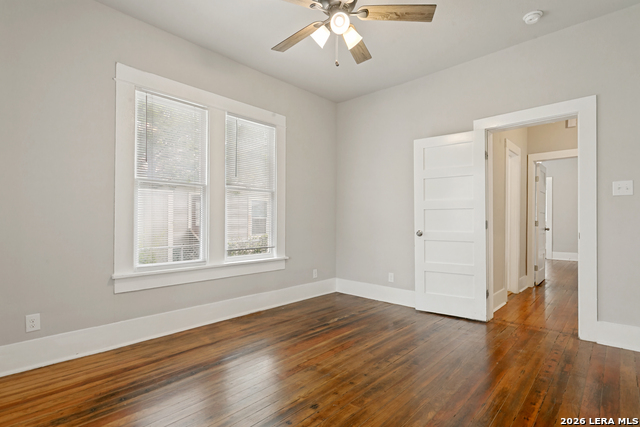 1205 Burnet St Property Photo 17