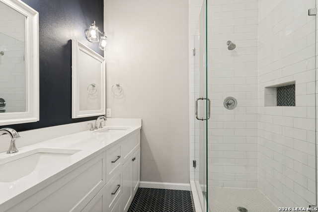 1205 Burnet St Property Photo 20
