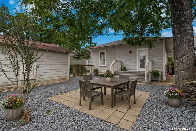 1205 Burnet St Property Photo 30