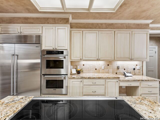 2 Galleria Drive Property Photo 18
