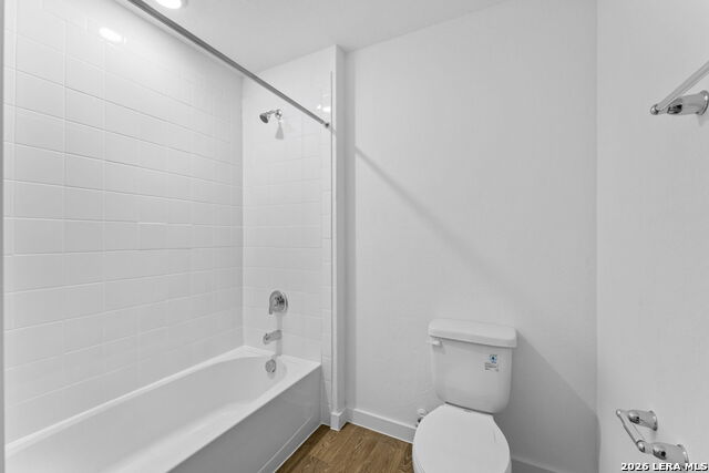 168 Teal St Property Photo 6