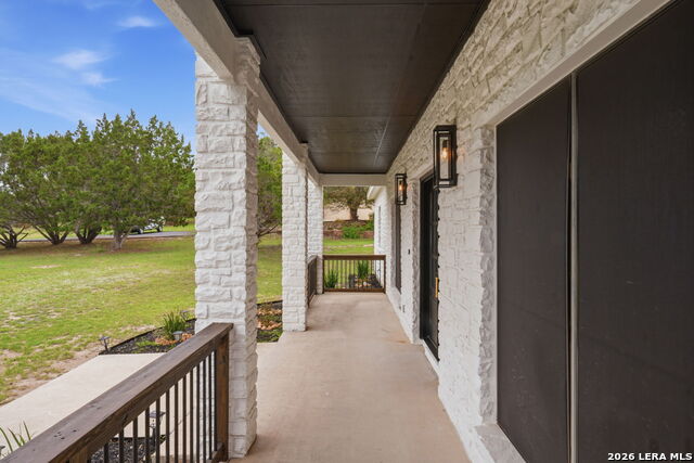 150 Lake View Dr Property Photo 5