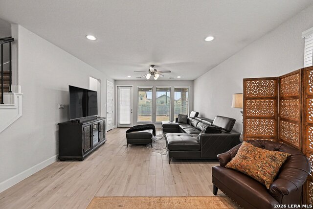 14422 Hondo Knot Property Photo 5