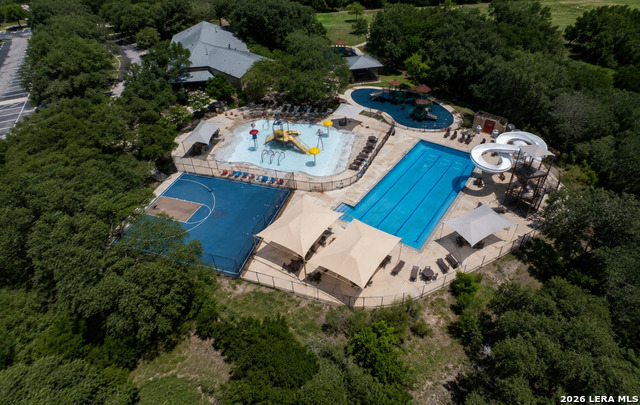 12602 Crockett Way Property Photo 5