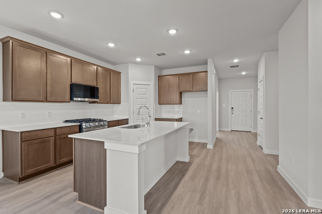 8432 Rocket View Property Photo 5