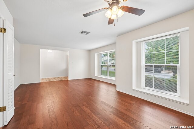 2119 Oak Rnch Property Photo 18