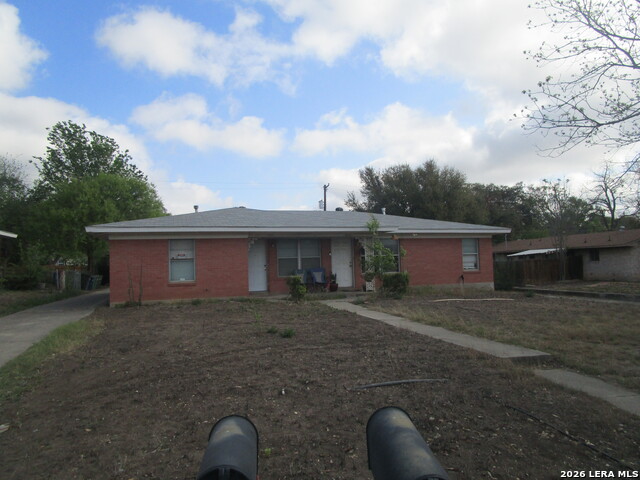 207 Sunnyland Property Photo 1