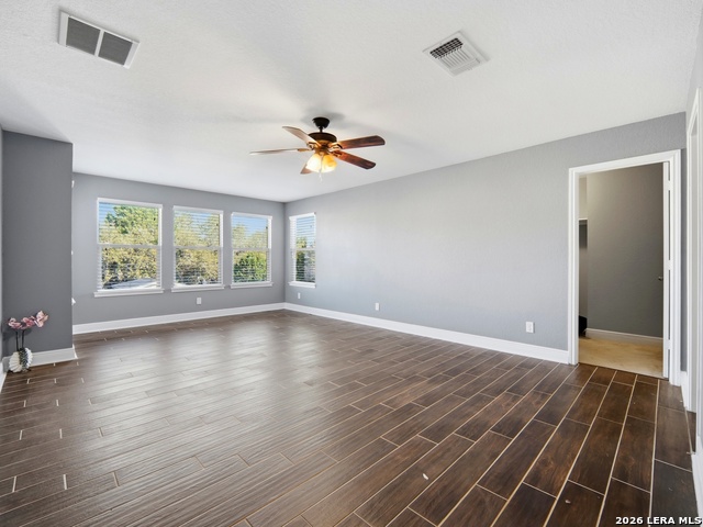 4431 Oak Roset Property Photo 16