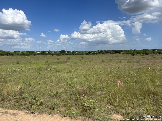 1114 Cr 329 Property Photo 4