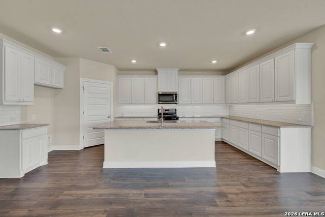 13903 Cool Dawn Property Photo 16