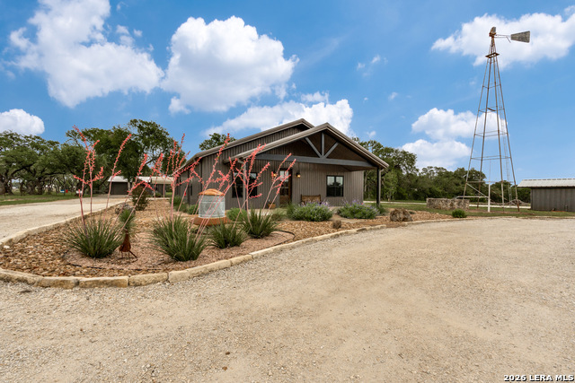 1161 Cindy Sue Property Photo 3