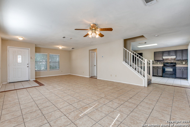 1210 Crossing Oaks Property Photo 6