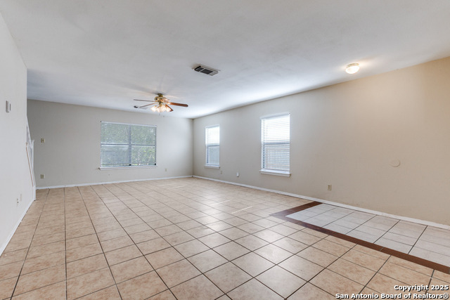 1210 Crossing Oaks Property Photo 9
