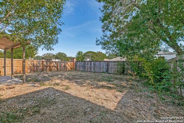 1210 Crossing Oaks Property Photo 22