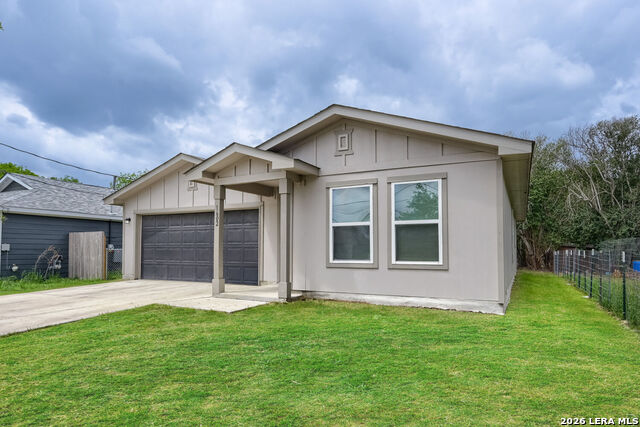 1602 Sunset St Property Photo 3
