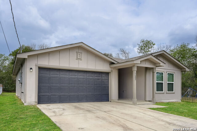 1602 Sunset St Property Photo 4