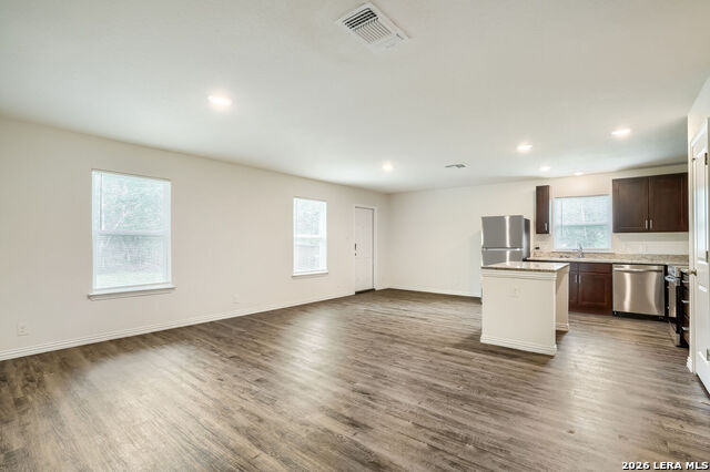 1602 Sunset St Property Photo 5