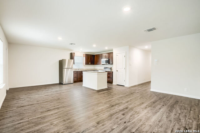 1602 Sunset St Property Photo 6