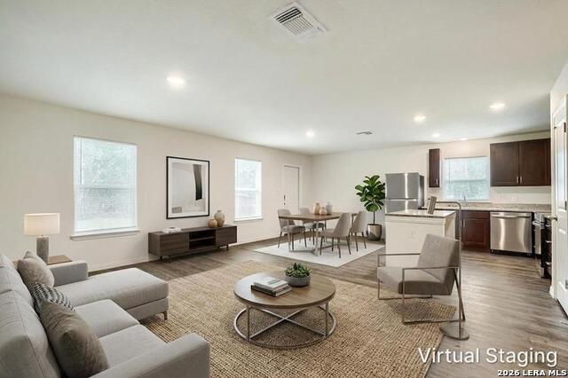 1602 Sunset St Property Photo 6
