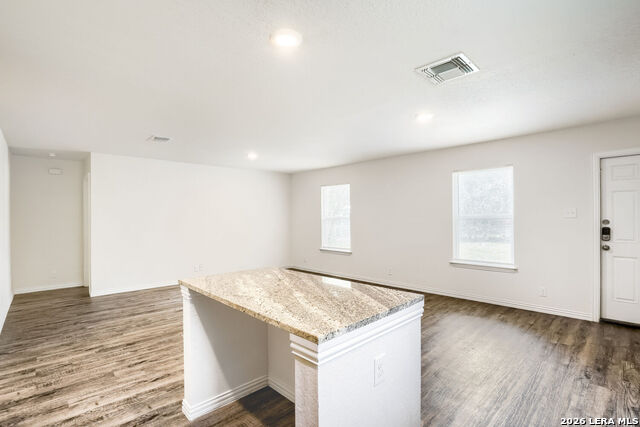 1602 Sunset St Property Photo 8