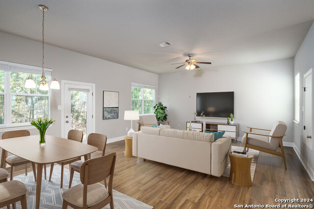 3067 View Ridge Dr Property Photo 6