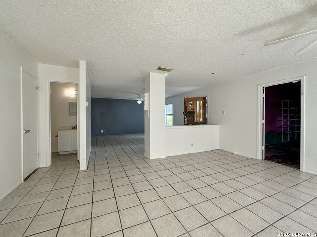 7547 Longing Trl Property Photo 4