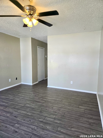 1400 N Saint Marys St Property Photo 16