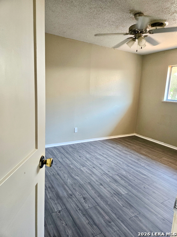 1400 N Saint Marys St Property Photo 18
