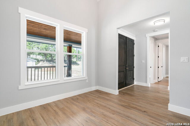 11608 Oak Country Property Photo 3