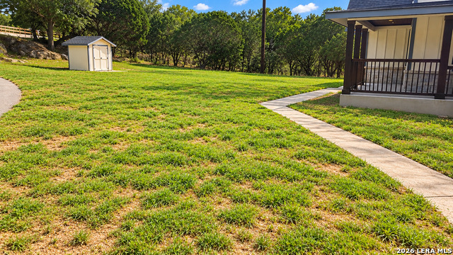 11608 Oak Country Property Photo 5