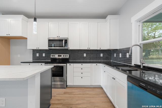 11608 Oak Country Property Photo 9