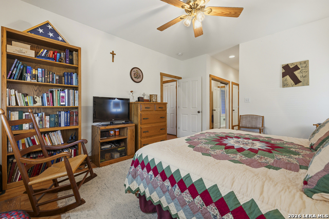 505 W San Antonio Property Photo 32