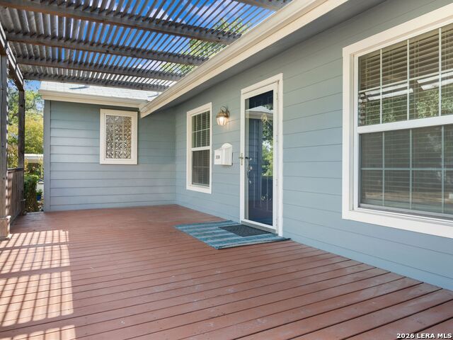 338 Brees Blvd Property Photo 4