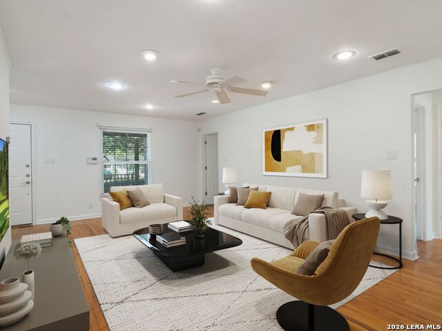 338 Brees Blvd Property Photo 6