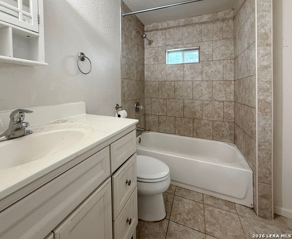 1806 Steves Property Photo 4