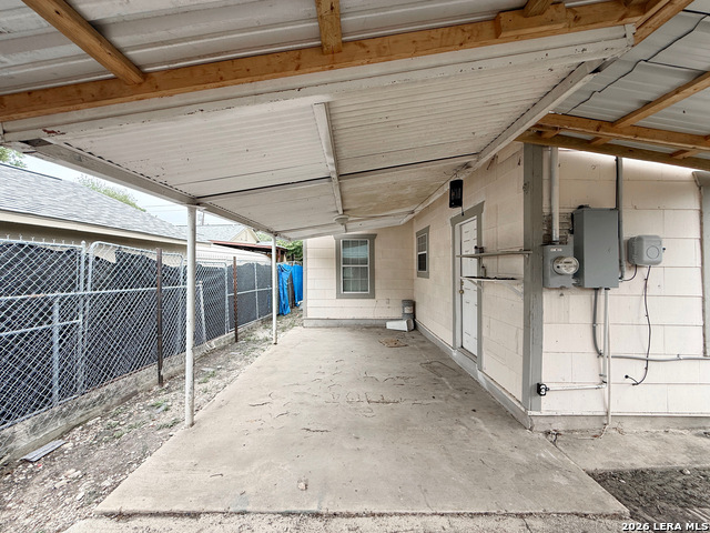 1806 Steves Property Photo 9