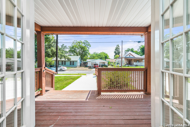 115 Saint Charles Property Photo 21