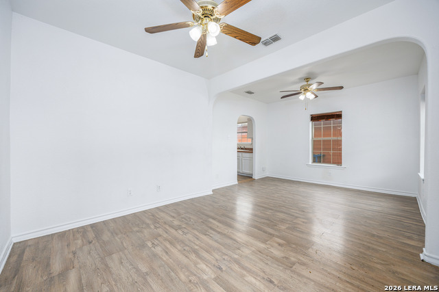 1616 Ruiz St Property Photo 10
