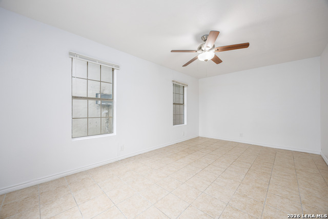 1616 Ruiz St Property Photo 11