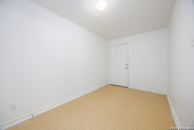 1616 Ruiz St Property Photo 27