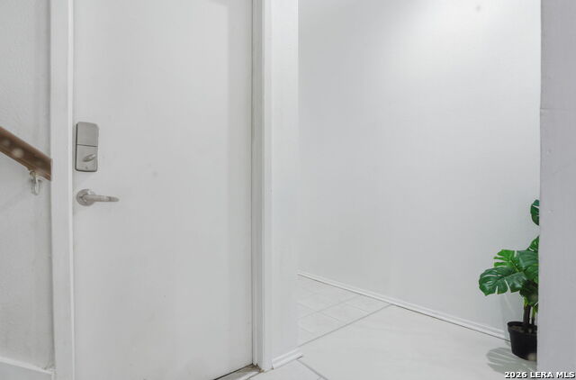8112 Scottshill Property Photo 4