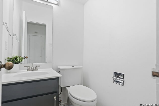 8112 Scottshill Property Photo 10