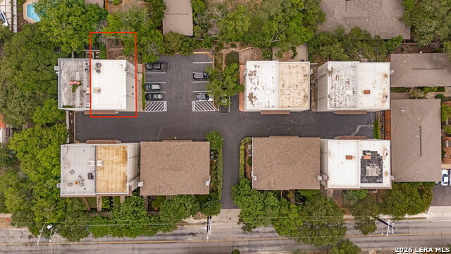 225 E Mulberry Property Photo 32