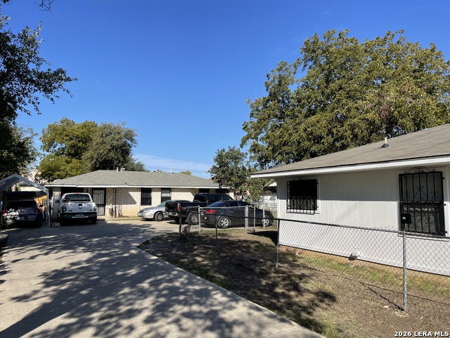 1711 W Cesar E Chavez Blvd Property Photo 12