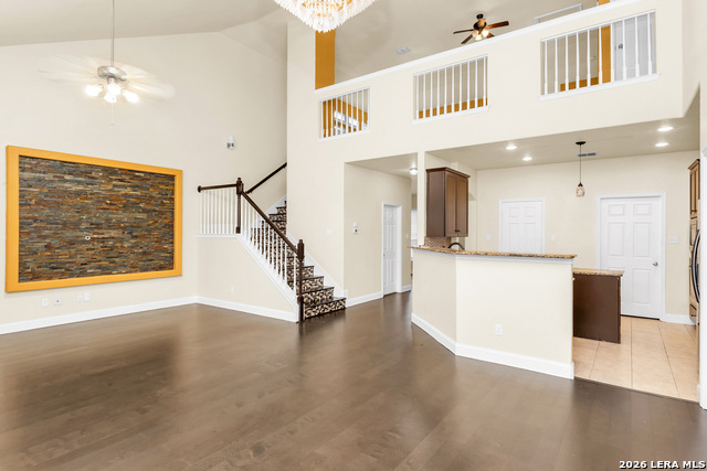 21531 La Pena Property Photo 3