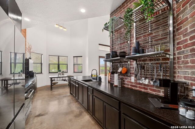 1247 Private Road 3702 Property Photo 12