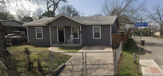 2203 Suzette Property Photo 1
