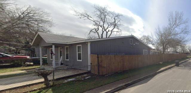 2203 Suzette Property Photo 4