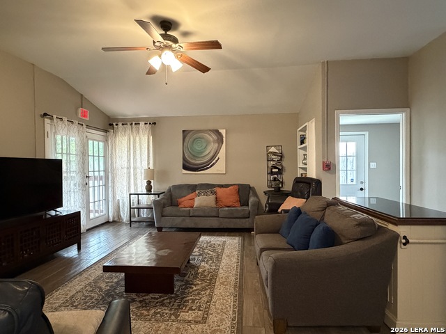 647 Cypressgreen Dr Property Photo 21