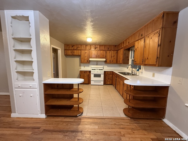 555 N Union Ave Property Photo 4